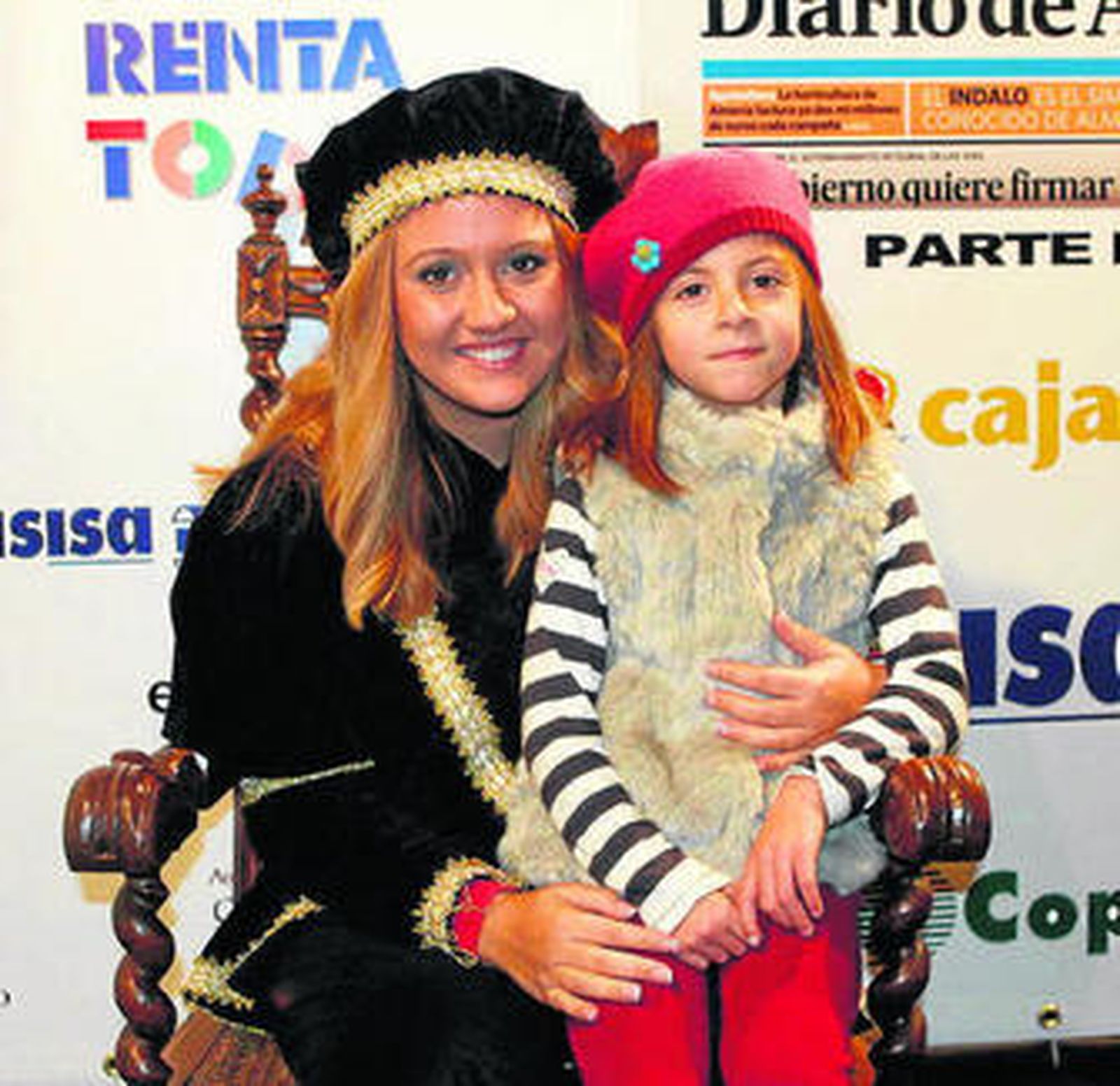 La pequeña Elsa Reischl Pascual llevaba un bonito gorro rosa.