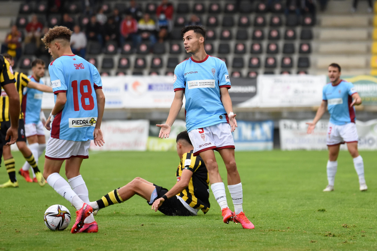 La victoria del Córdoba CF ante el San Roque de Lepe, en imágenes