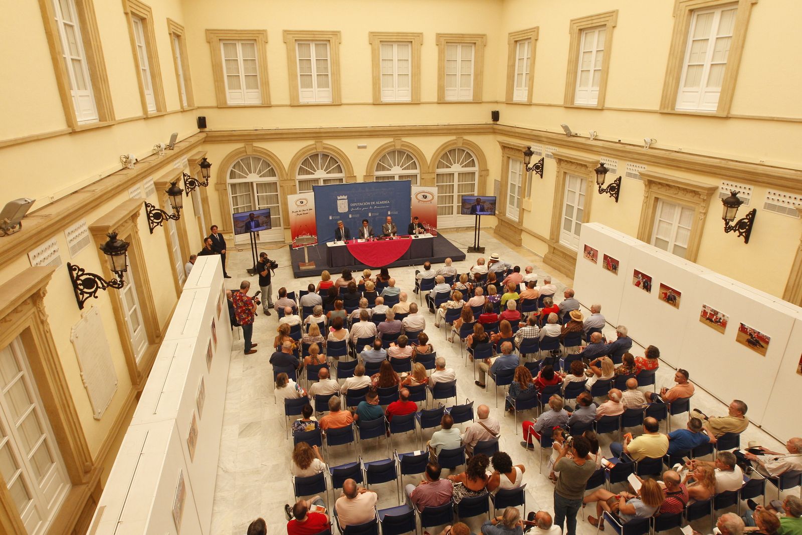 Fotogalería Pregón del Toro de Lidia. Feria de Almería 2019