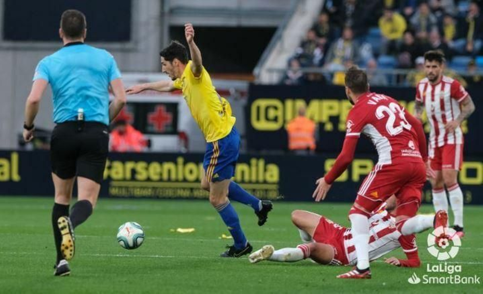 Bodiger puede con hasta tres rojiblancos.