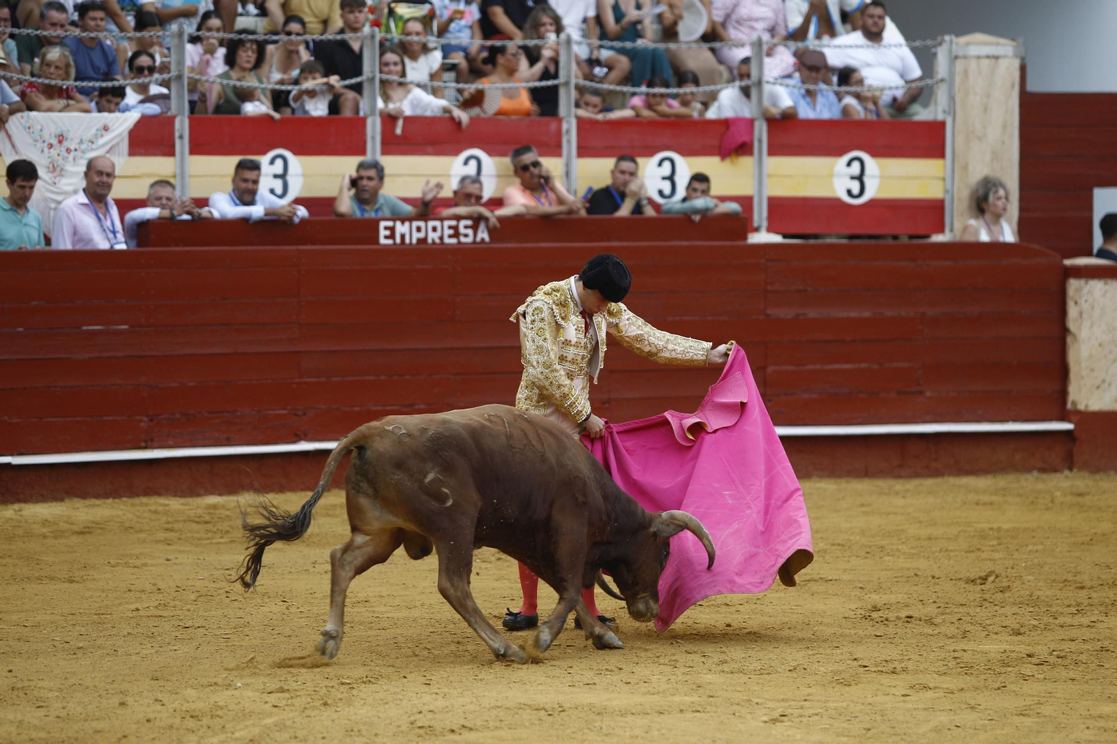 Las mejores imágenes de la clase práctica de la Escuela Municipal Taurina de Almería