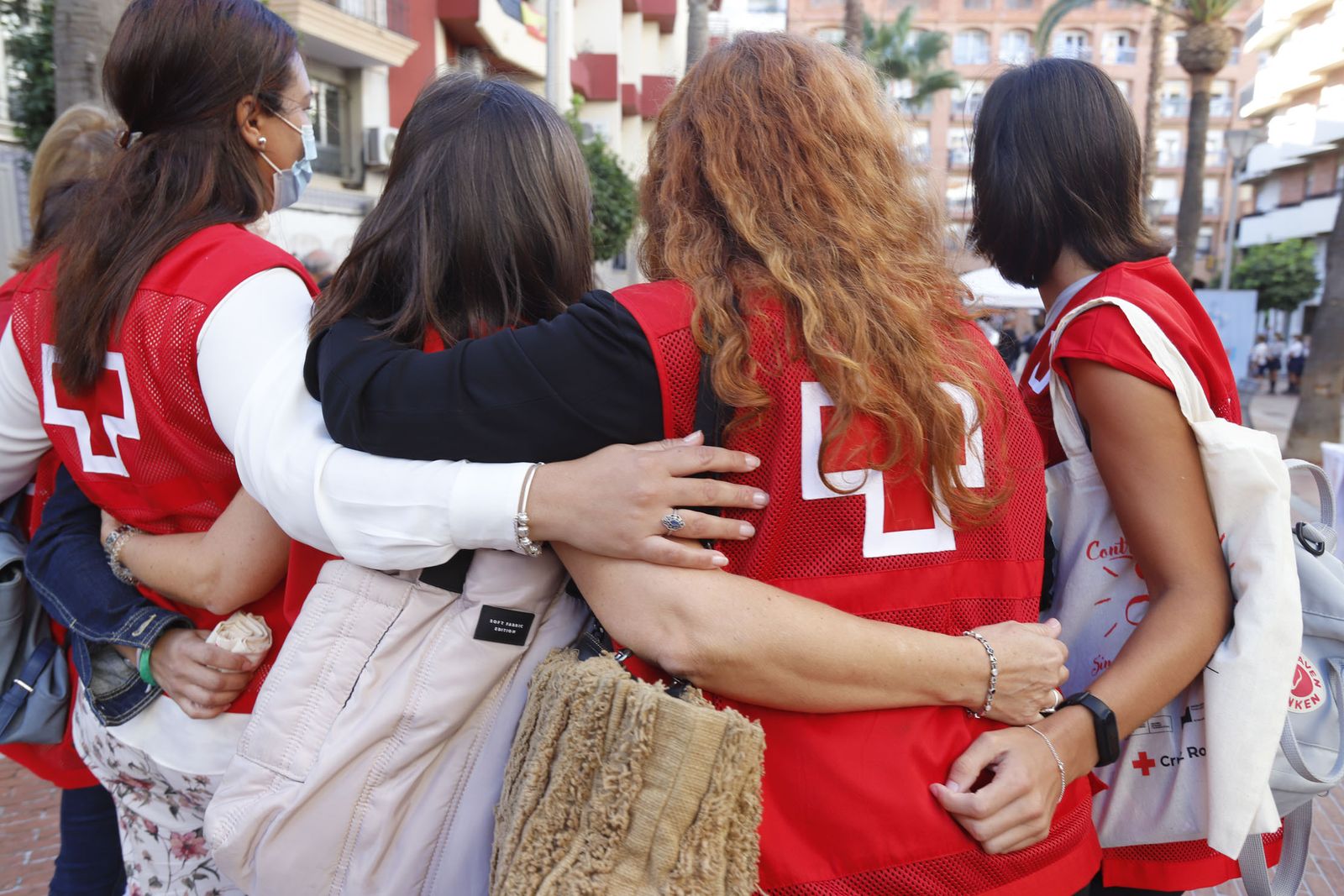 Imágenes del Día de la Banderita de Cruz Roja en Huelva