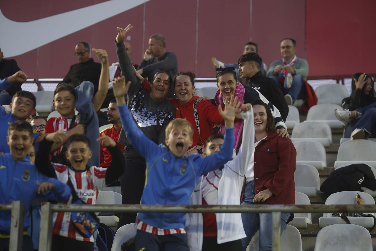 Búscate en el Algeciras - Betis Deportivo en el Nuevo Mirador