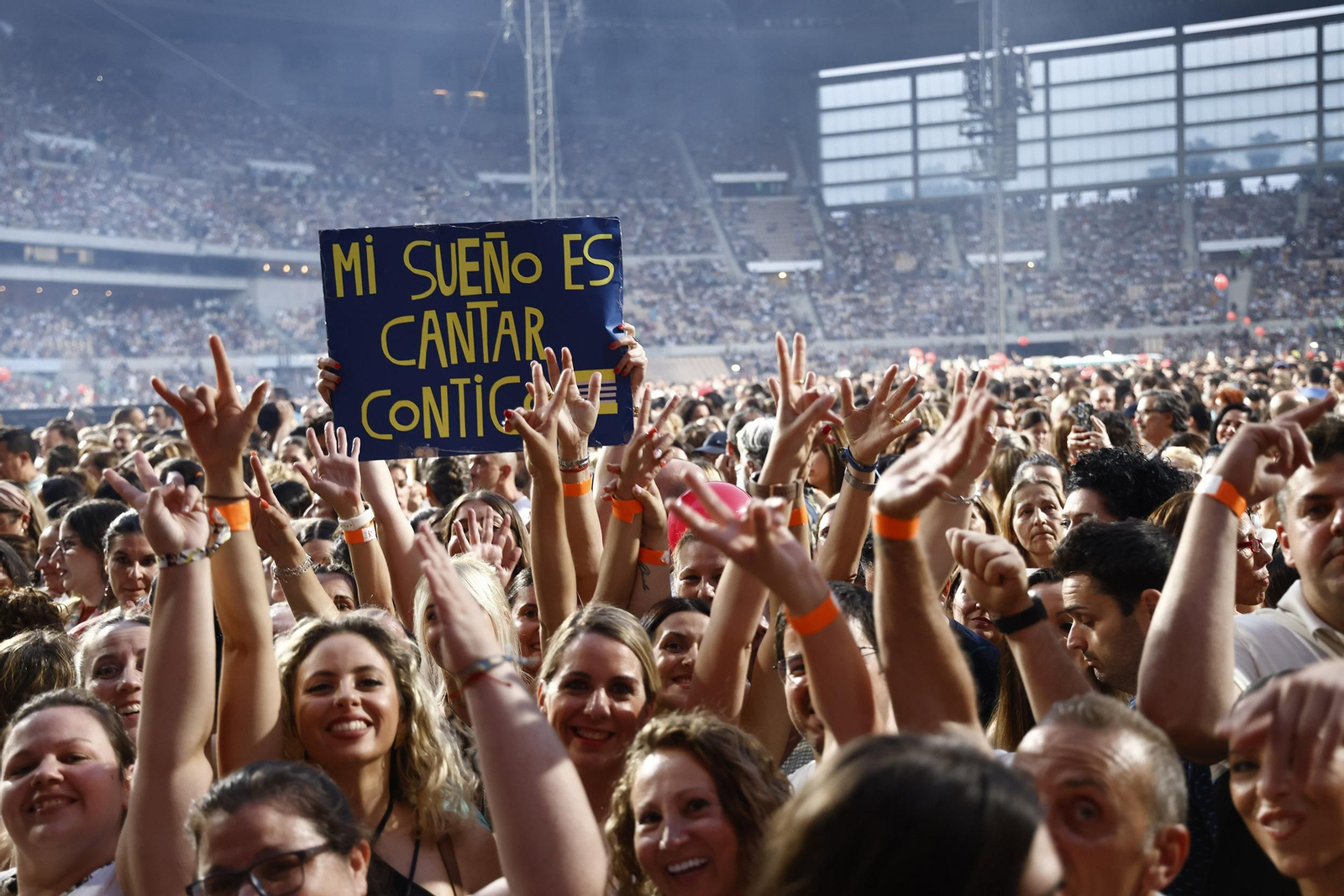 Las imágenes del concierto de Manuel Carrasco en Sevilla