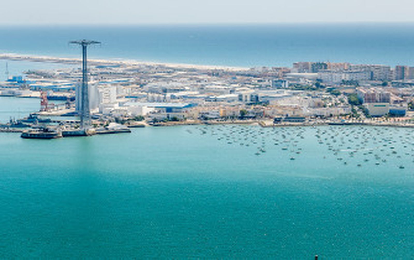 Una capital en el furgón de Andalucía