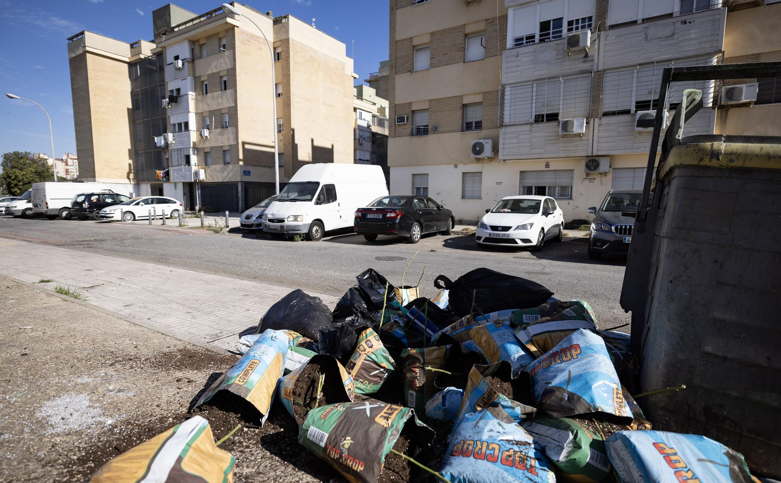 Así están las Tres Mil Viviendas tras los tiroteos, todas las fotos