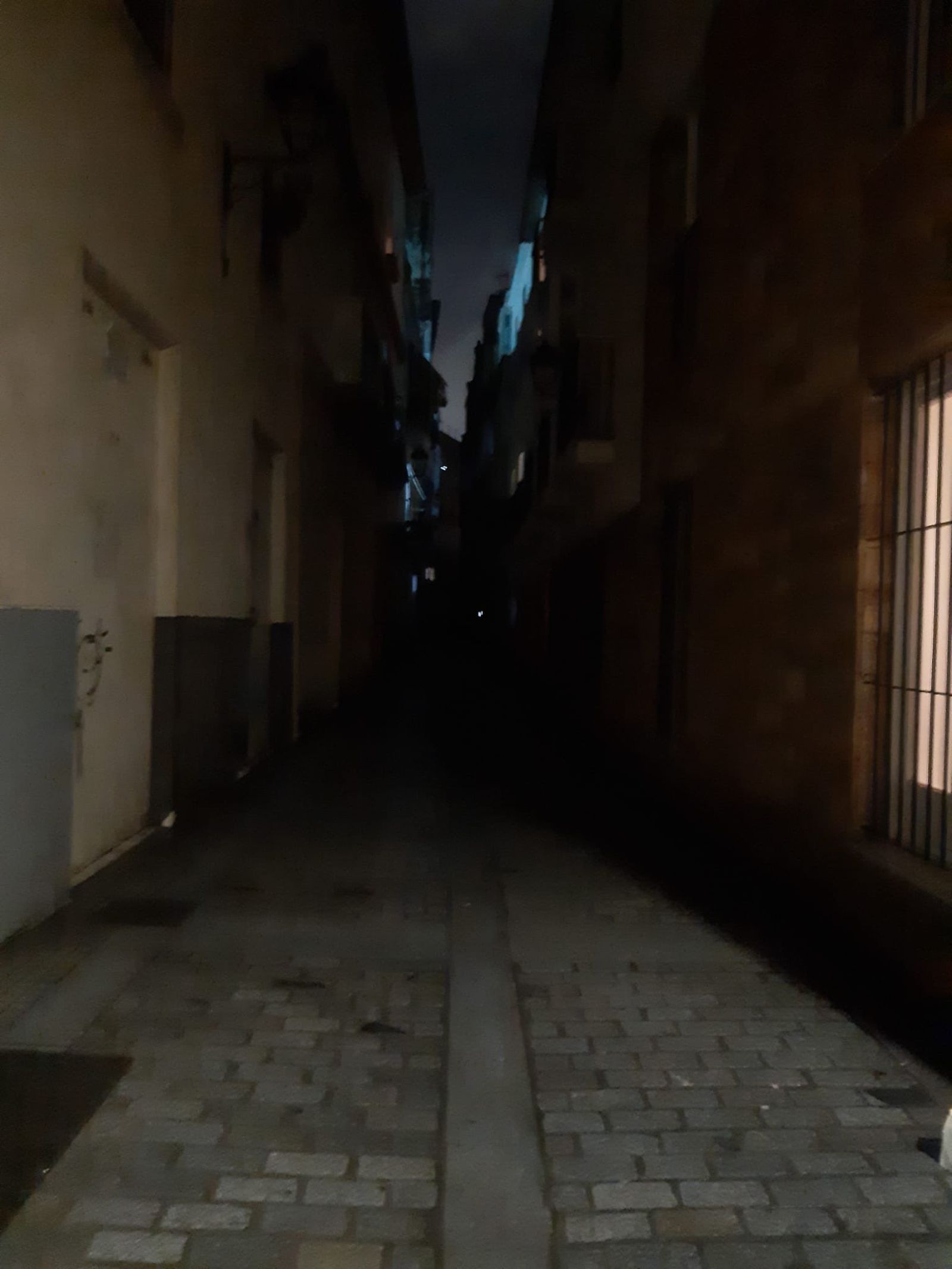 Cádiz a oscuras(según qué calles)