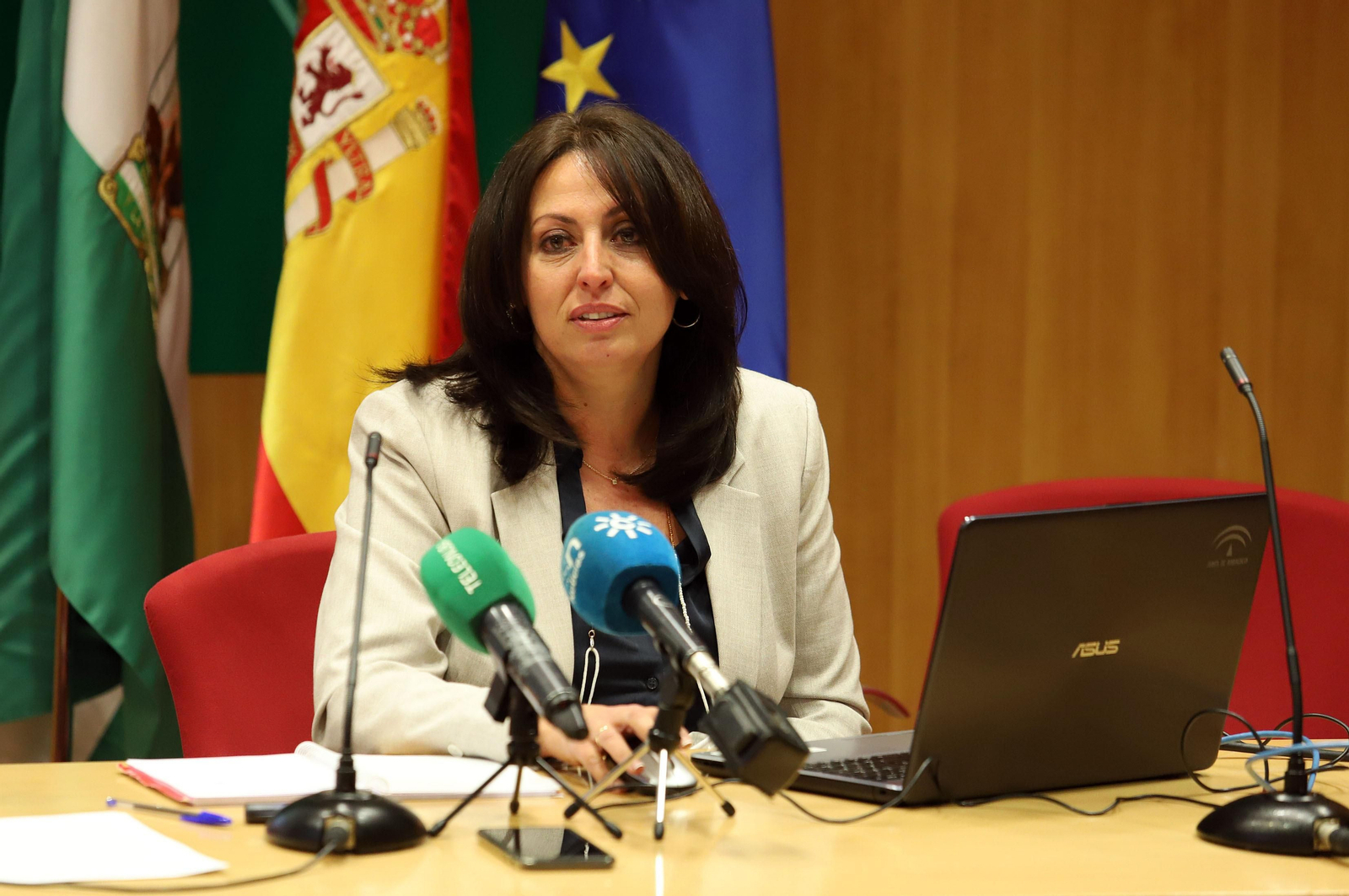 La delegada territorial de Educación y Deporte, Estela Villalba.