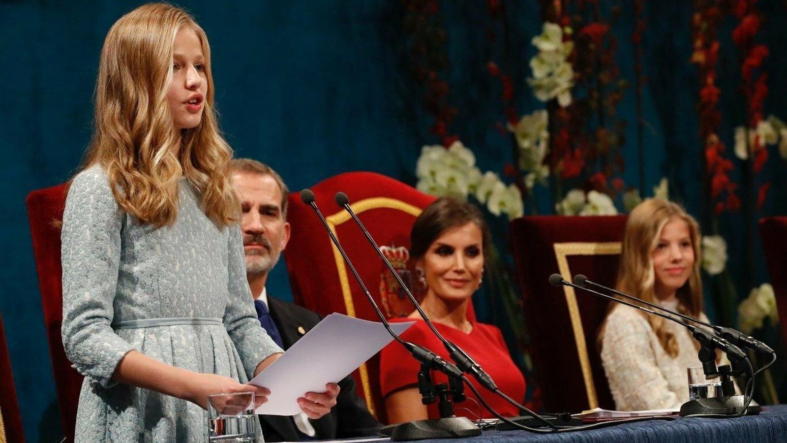 La Princesa de Asturias, pronunciando su primer discurso en la ceremonia de entrega de los premios que llevan su nombre.