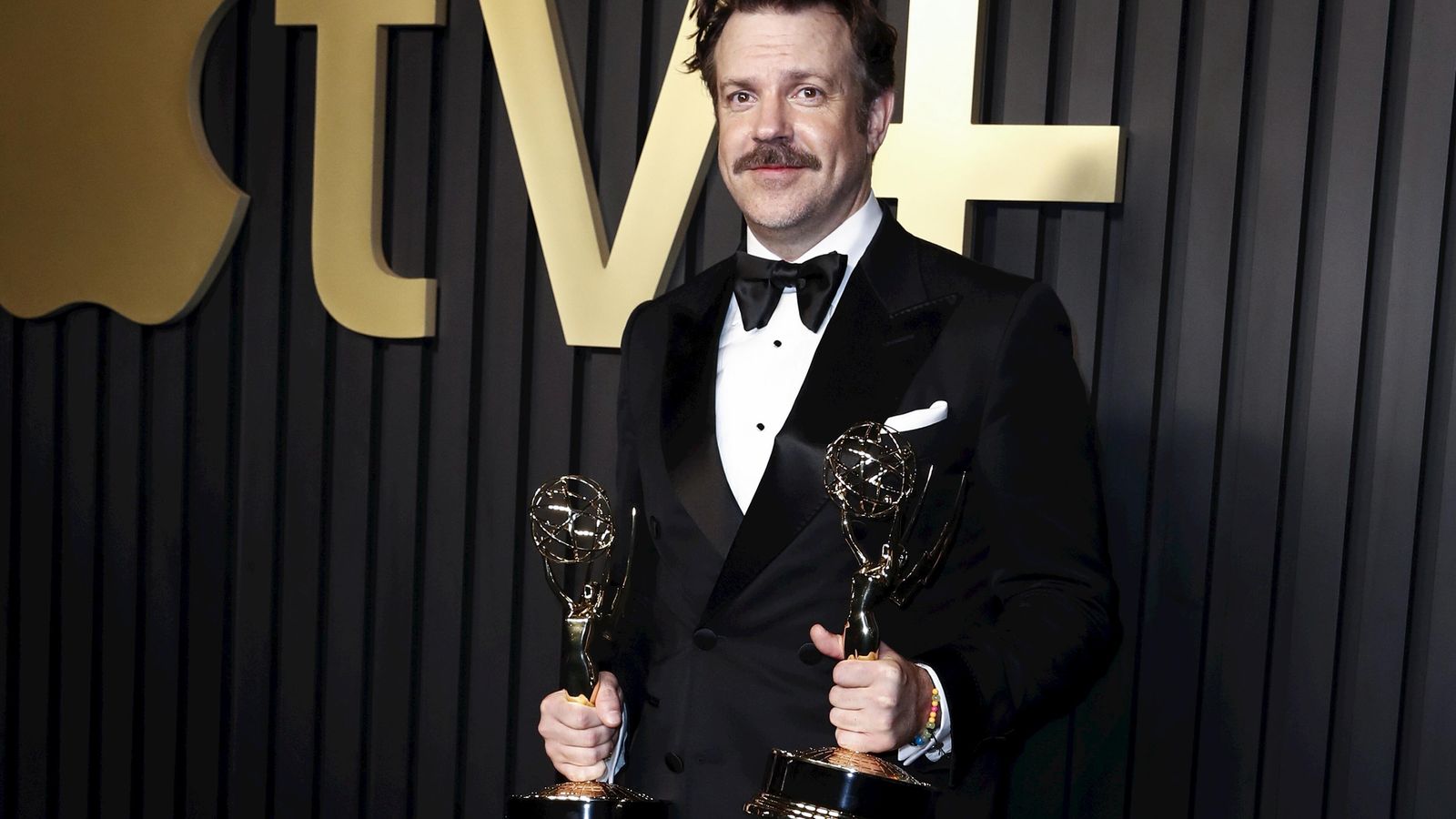 Jason Sudeikis, con los galardones de mejor actor de comedia y mejor comedia