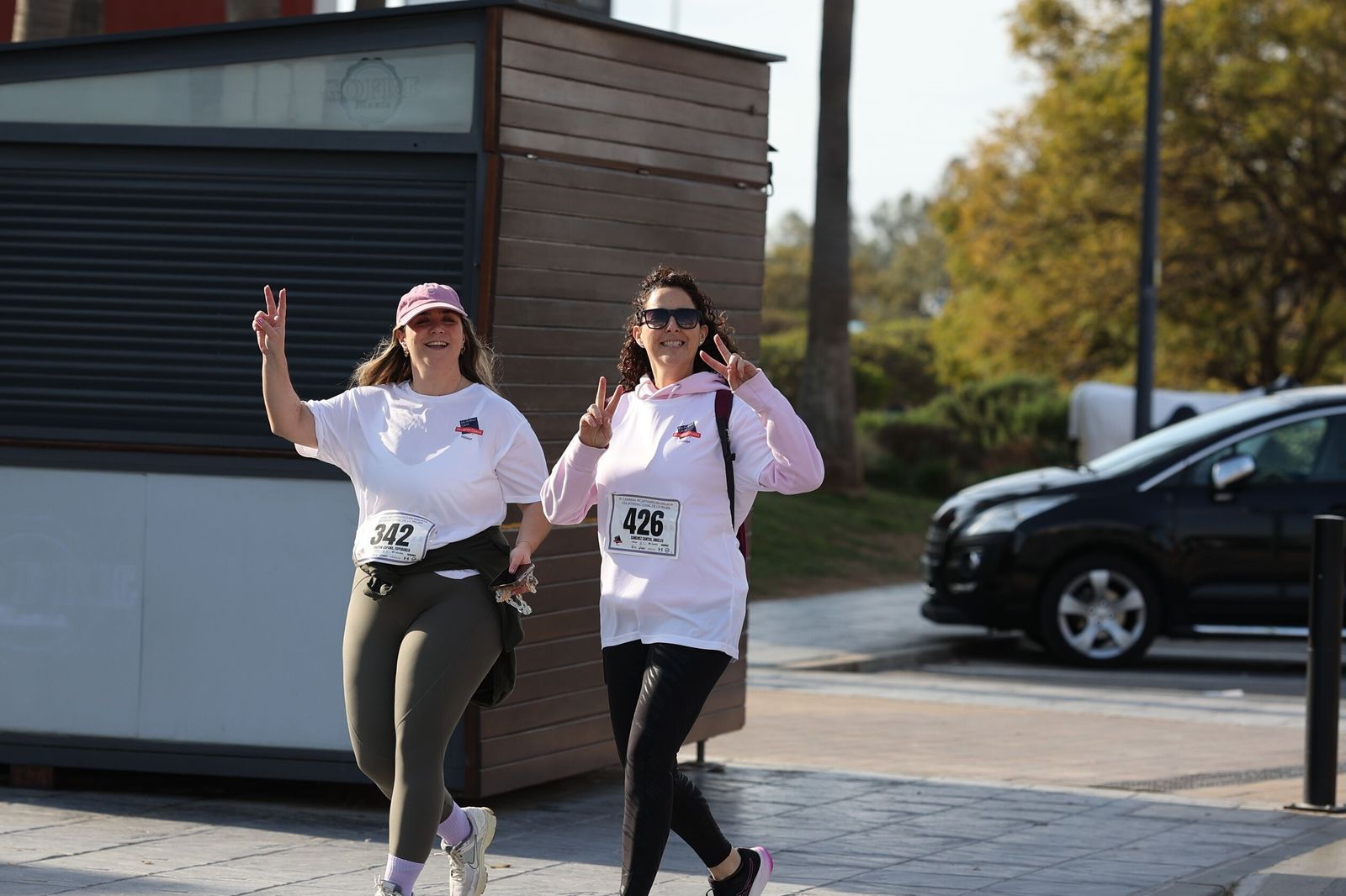 La Carrera Solidaria por el Día de la Mujer McArthurGlen, en fotos