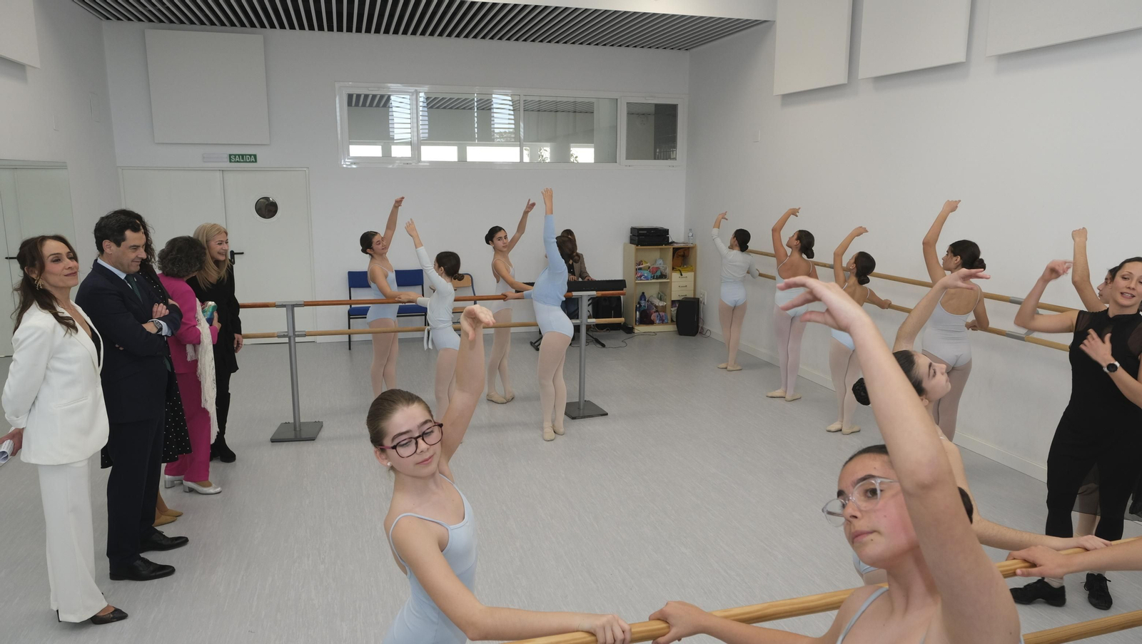 La inauguración del nuevo Conservatorio Profesional de Danza Kina Jiménez, en imágenes