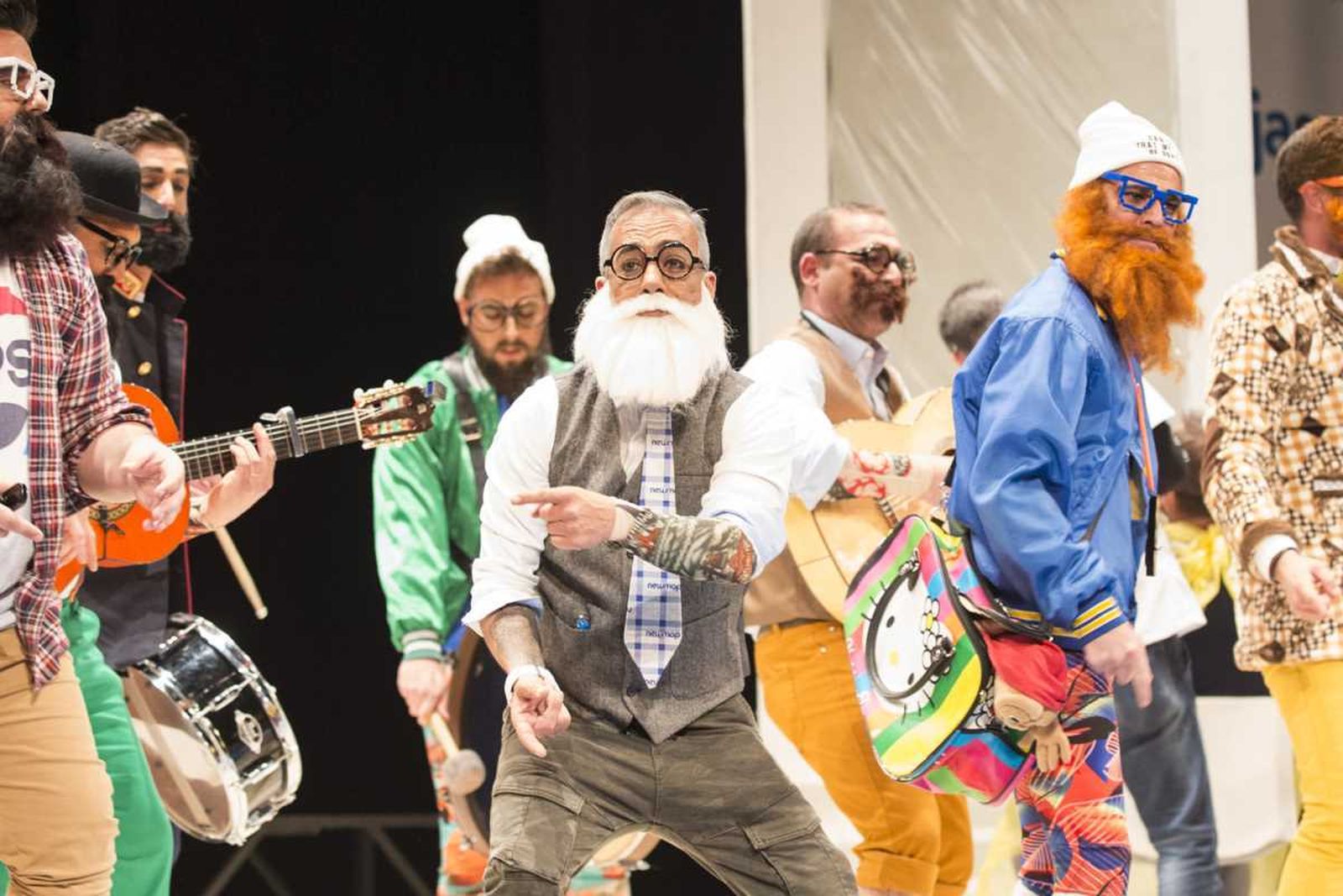 Las imágenes de la decimoquinta función clasificatoria