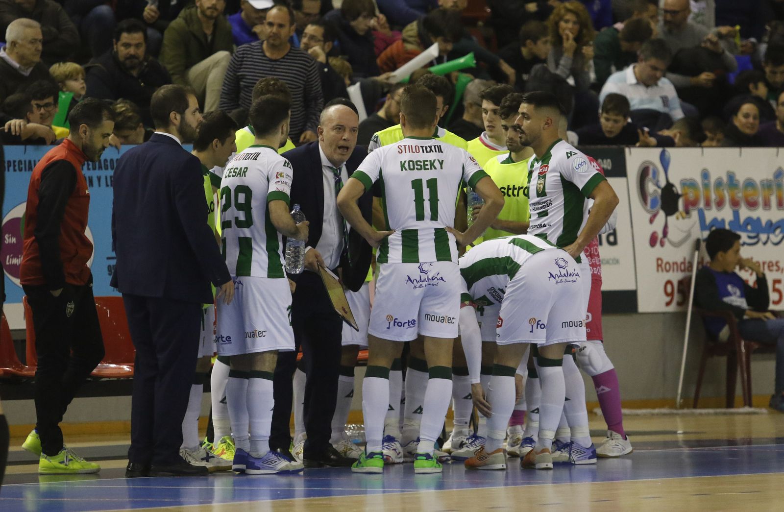 Fotografías de la victoria del Córdoba Patrimonio de la Humanidad ante el Burela