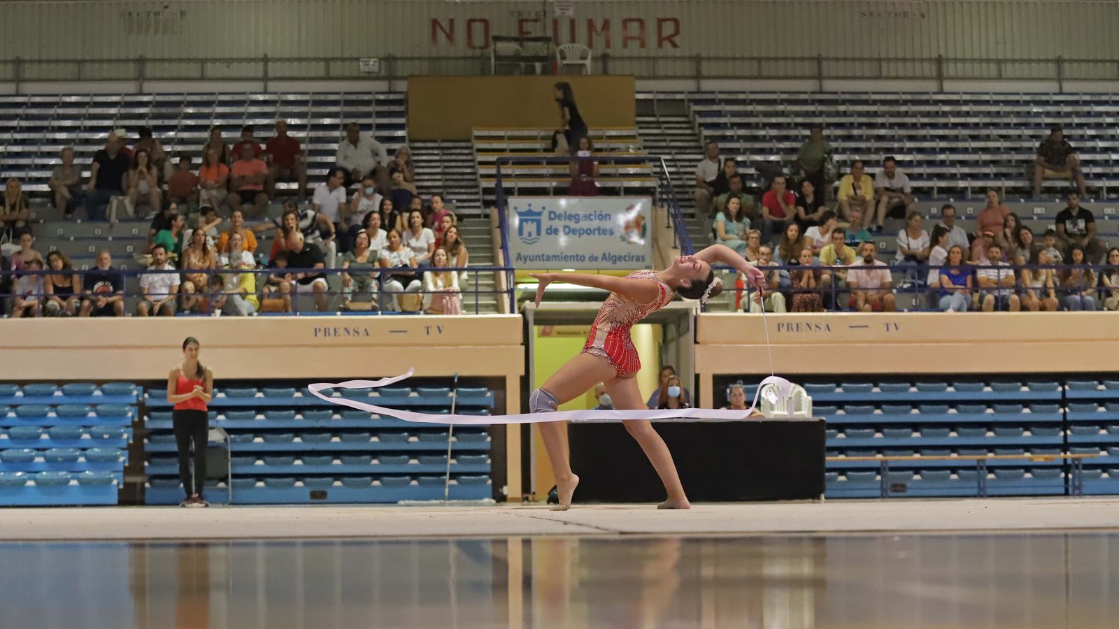 Fotos de la última jornada del Torneo Comarcal de gimnasia rítmica en Algeciras
