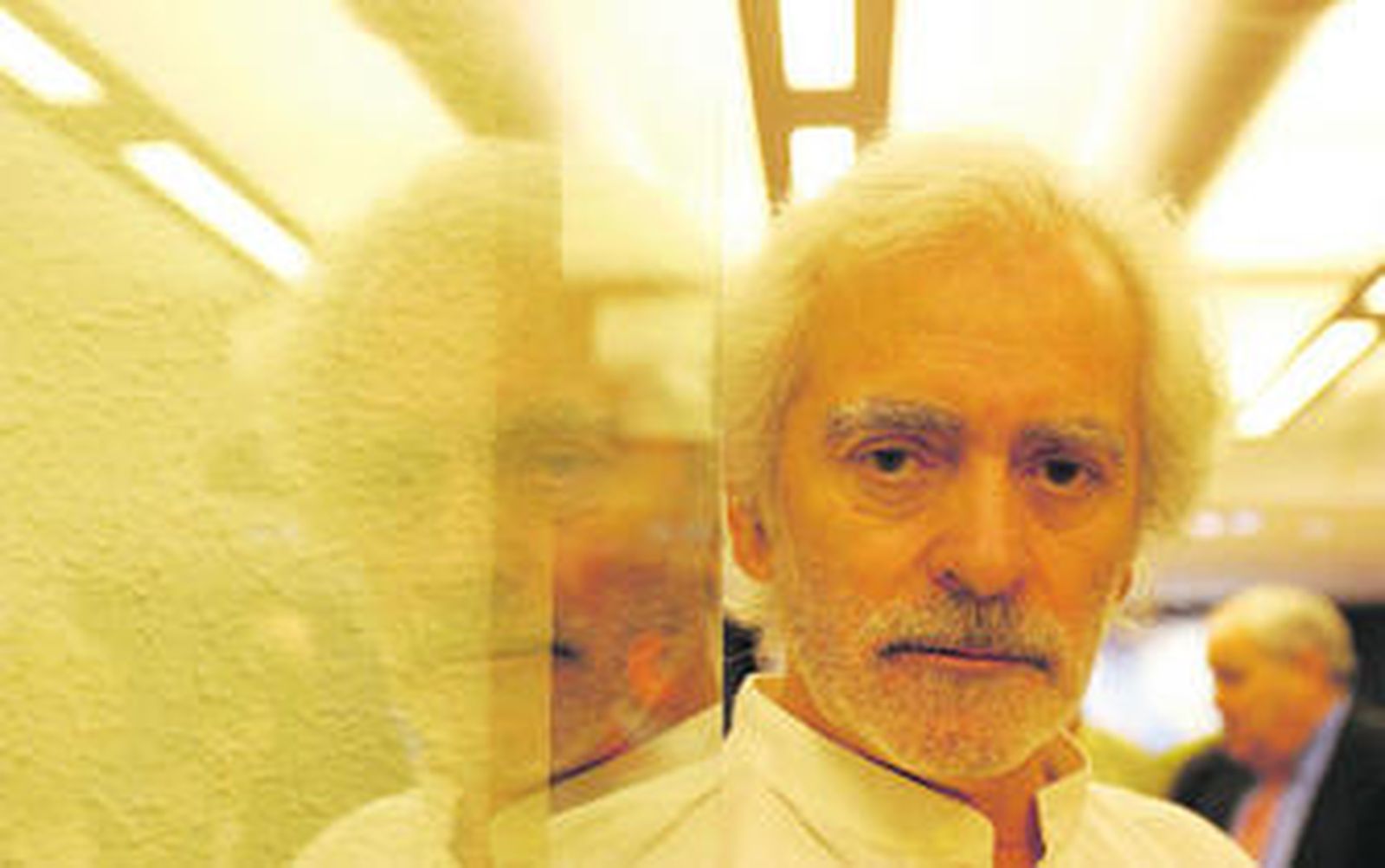 Manolo Sanlúcar ha obtenido el premio 'Niña de los Peines' con total unanimidad del jurado.