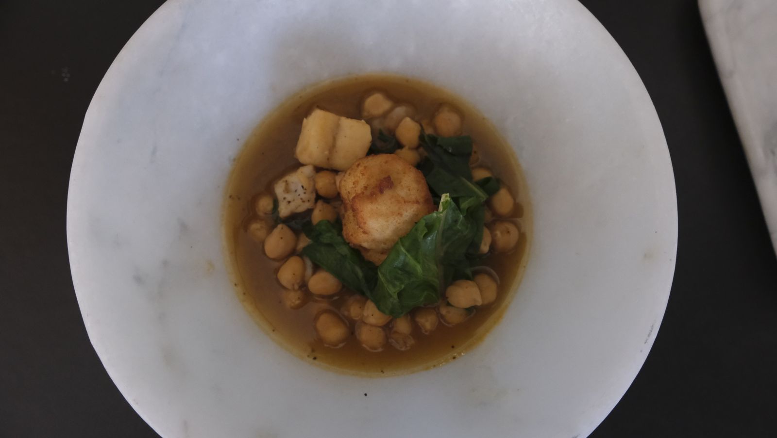 3. Potaje de vigilia con albóndigas de bacalao