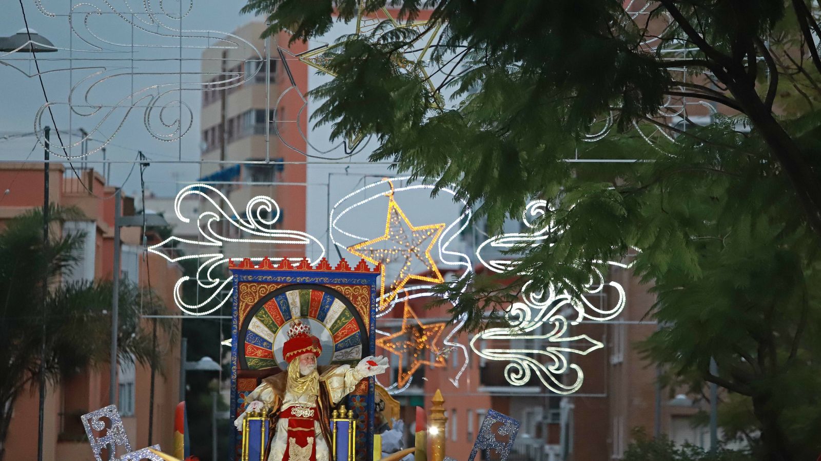 Las mejores fotos de la cabalgata de los Reyes Magos en Algeciras