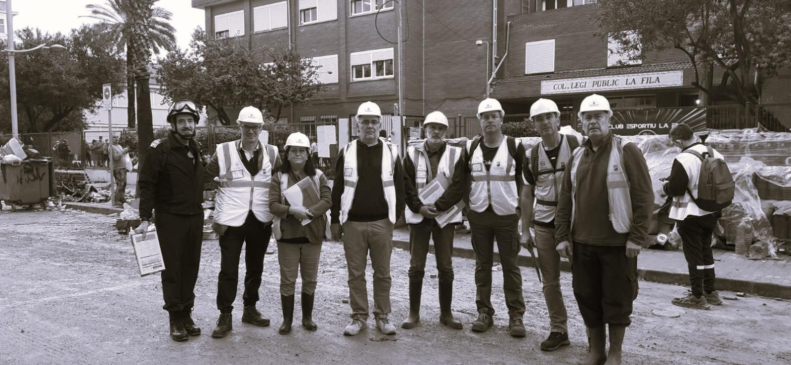 Grupo de arquitectos voluntarios en la dana de Valencia