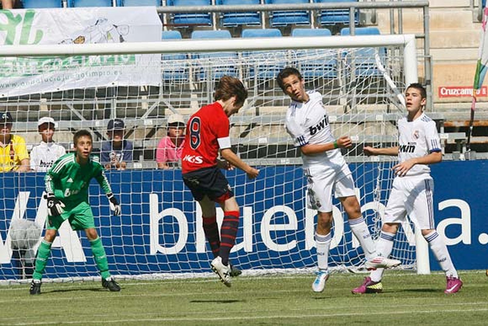 Real Madrid-Osasuna

Foto: Joaquin Pino