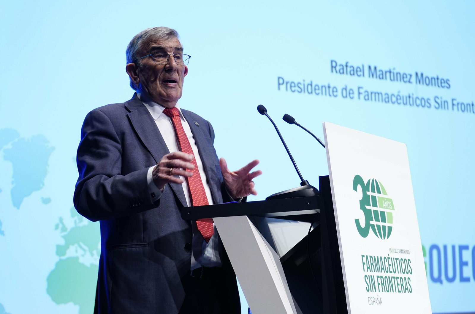 El presidente de FSFE, Rafael Martínez Montes,  durante su intervención en el acto por el 30 aniversario de la ONG.