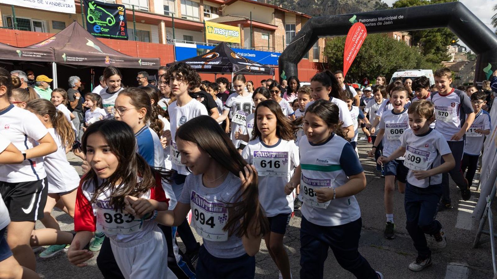 La carrera escolar de “La Gloria” que aúna inclusión y solidaridad, en imágenes