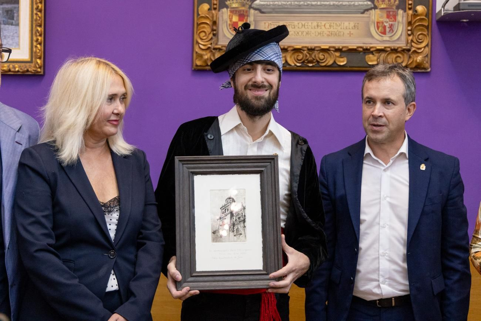 Pregón de David Uclés y cabalgata por la Feria de San Lucas