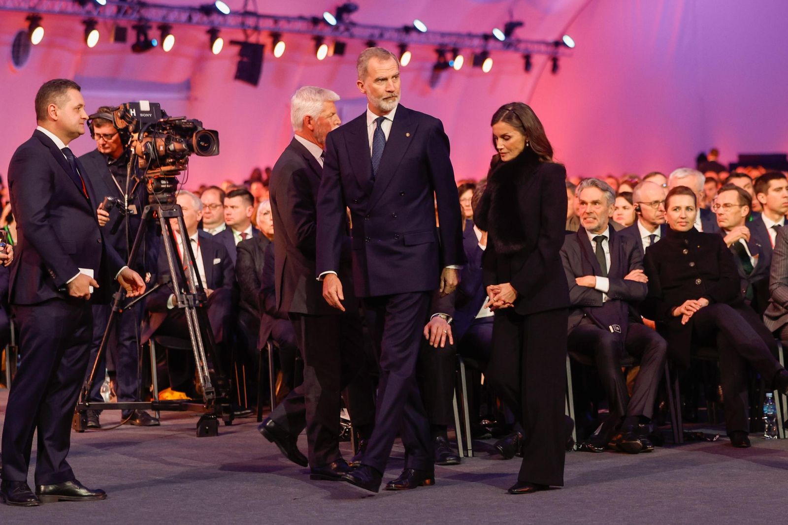 Los Reyes de España asisten al 80 aniversario de la liberación del campo de concentración de Auschwitz