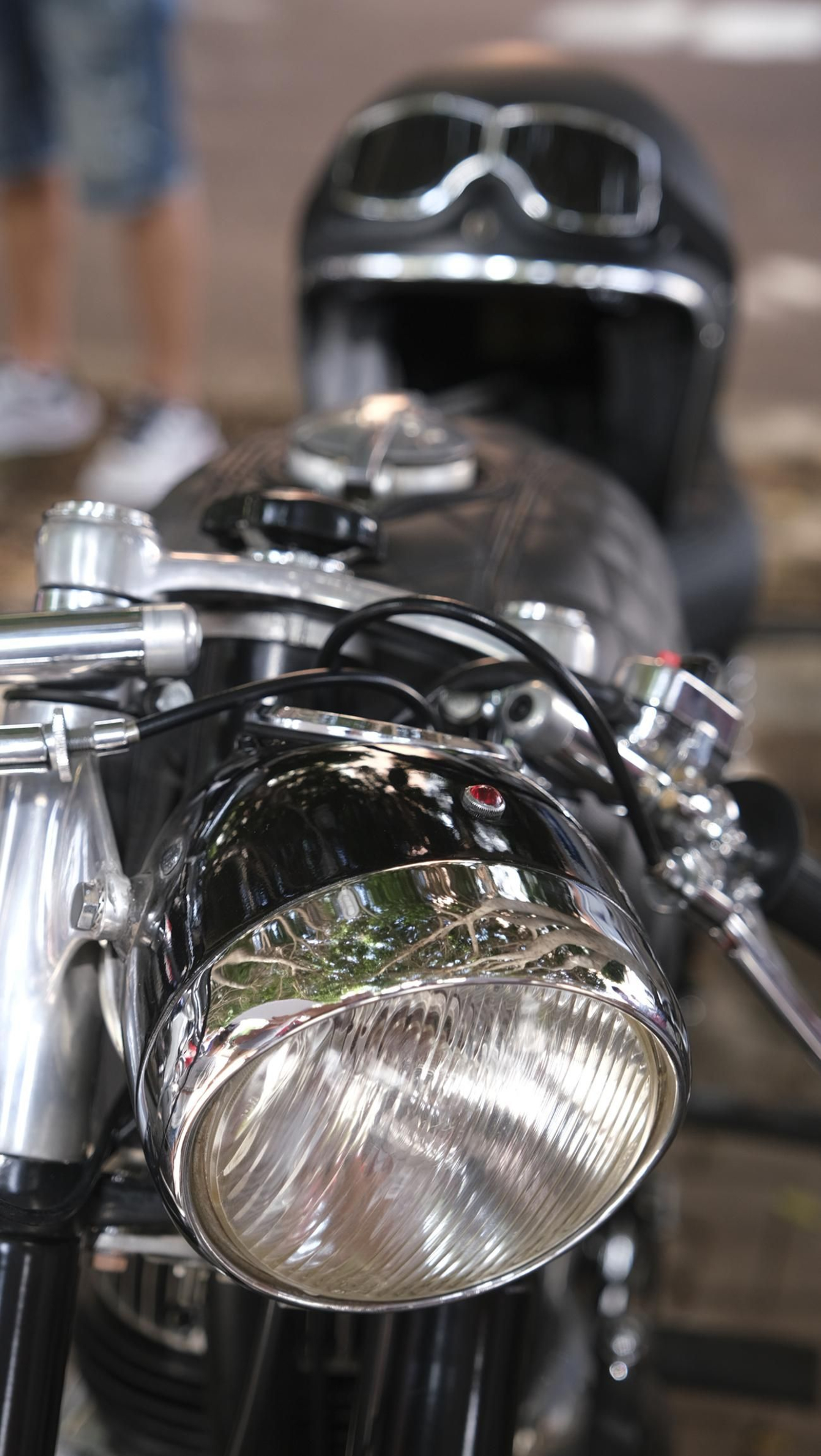 Exposición de motos antiguas y Ducatis en la Feria de Almería 2025, en imágenes