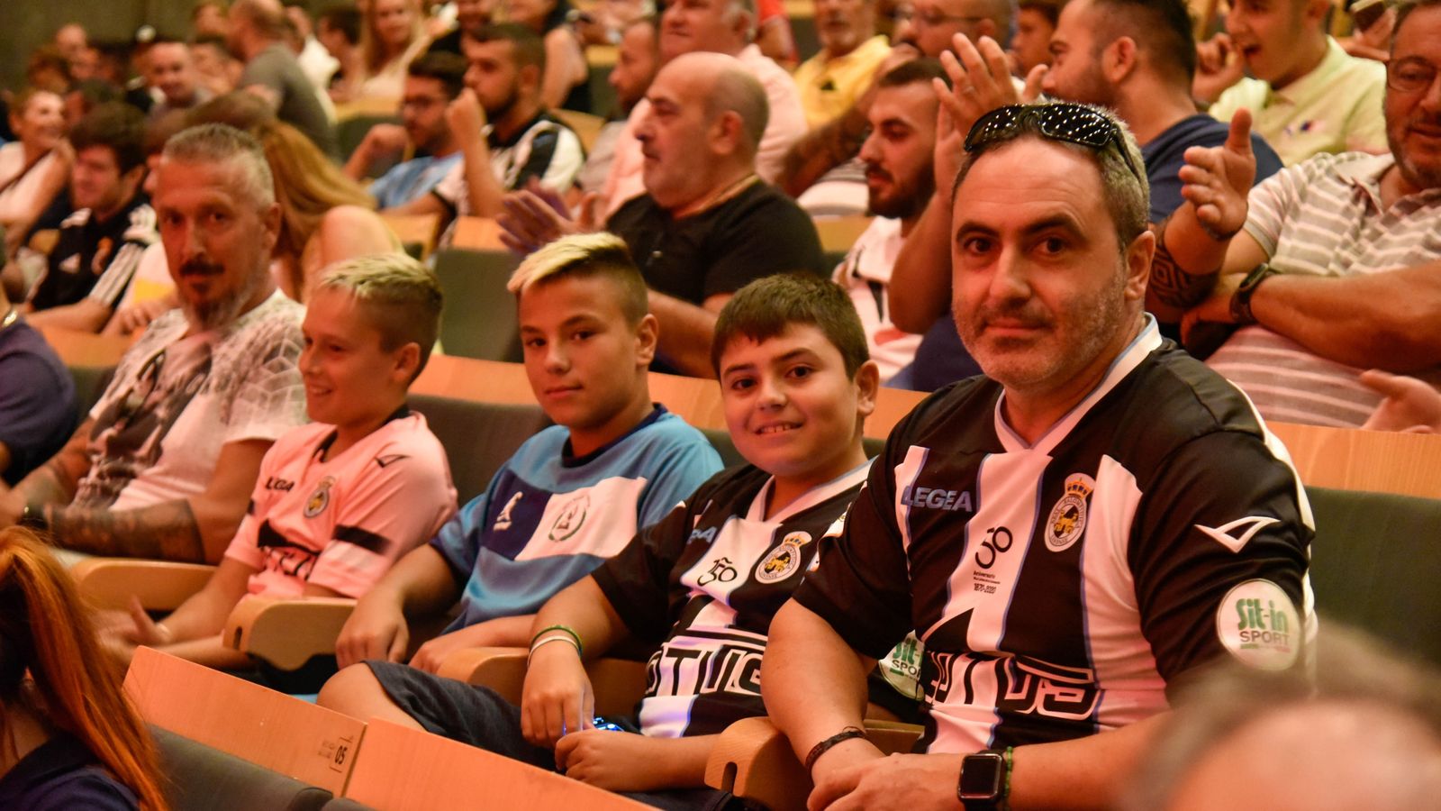 Las fotos de La I Gala de la Rela Balompedica Linense