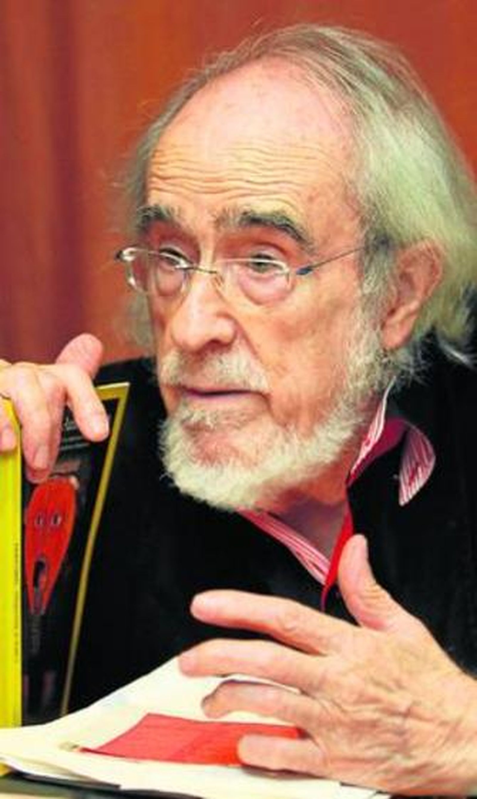 Ginés Liébana, genio y figura del arte cordobés de las últimas décadas, posa momentos antes de la entrevista concedida a 'El Día'.