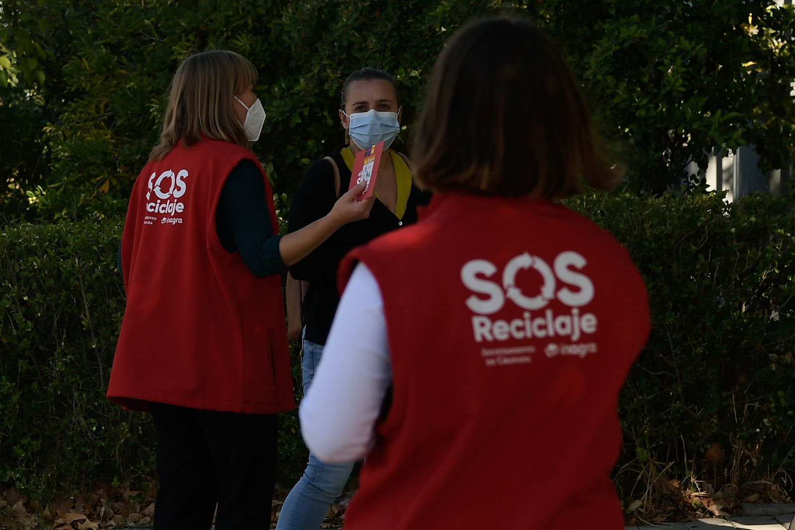 Fotos de la campaña 'Sos reciclaje' en Granada