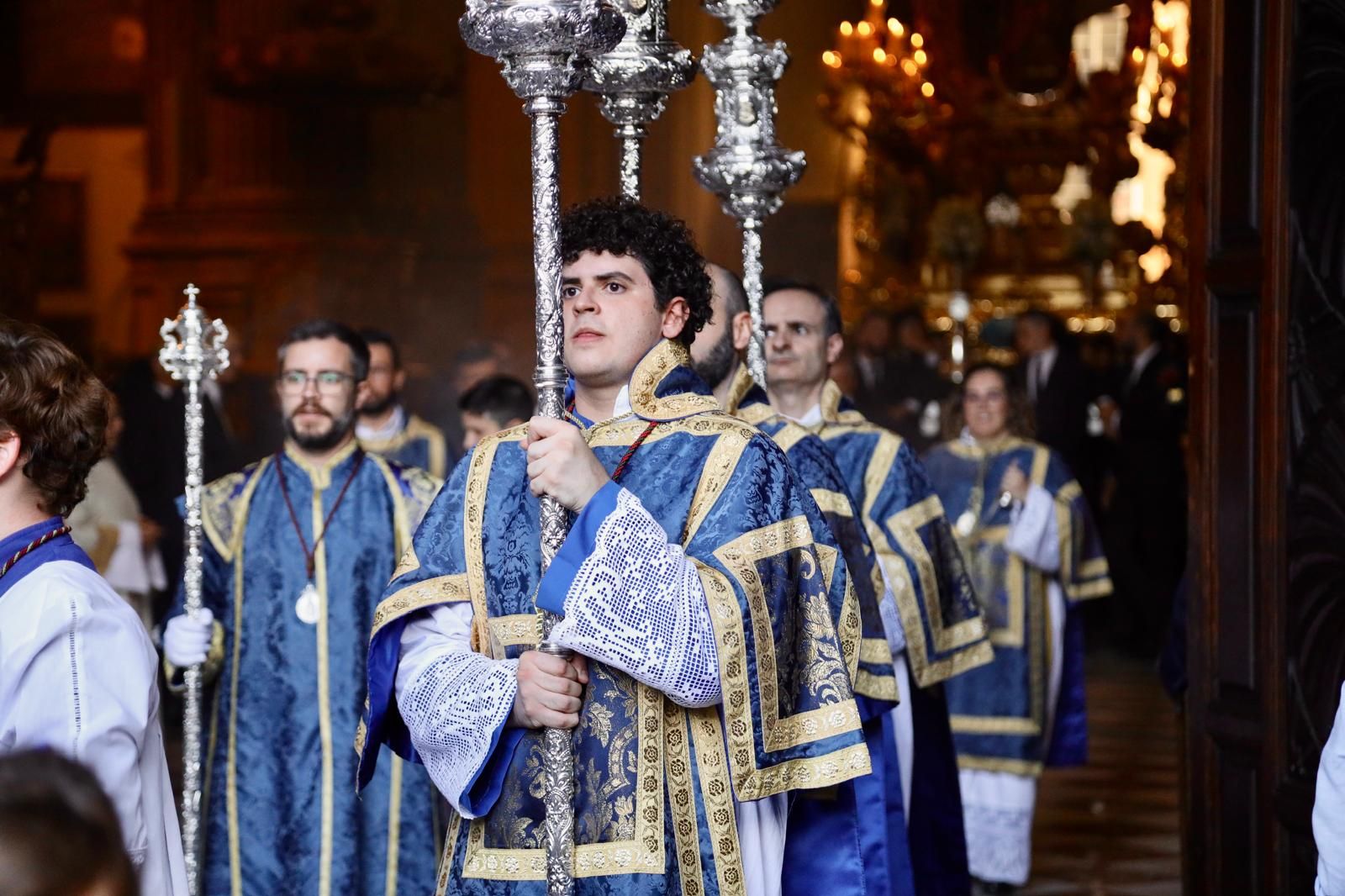 La procesión de la Virgen de la Victoria de Málaga, en imágenes