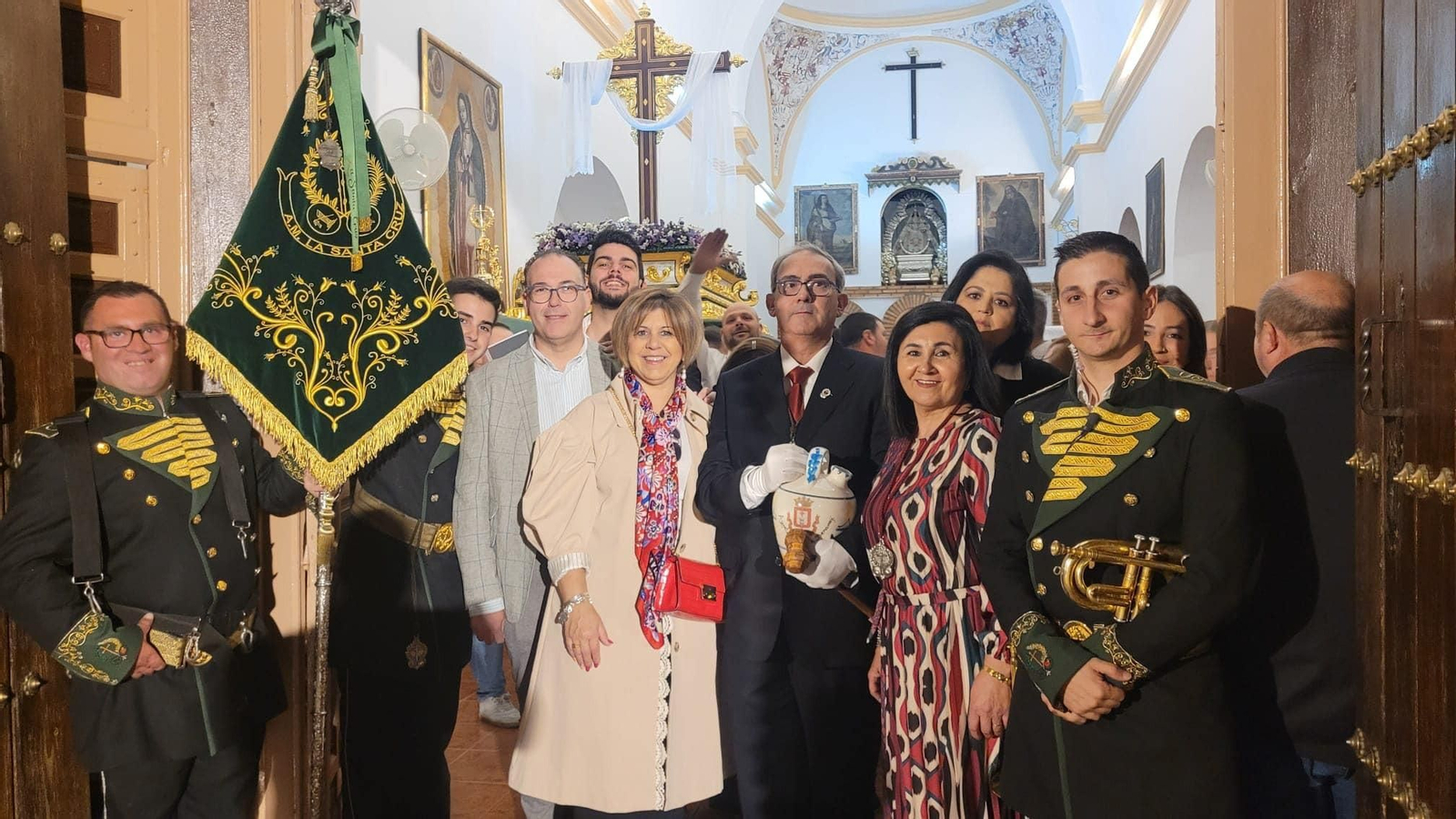 La tradición de la Santa Cruz de Benamejí, en fotografías