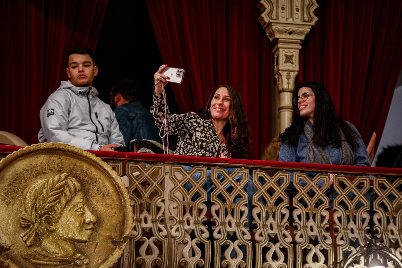 Búscate en las mejores imágenes de la primera sesión de preliminares del COAC 2026