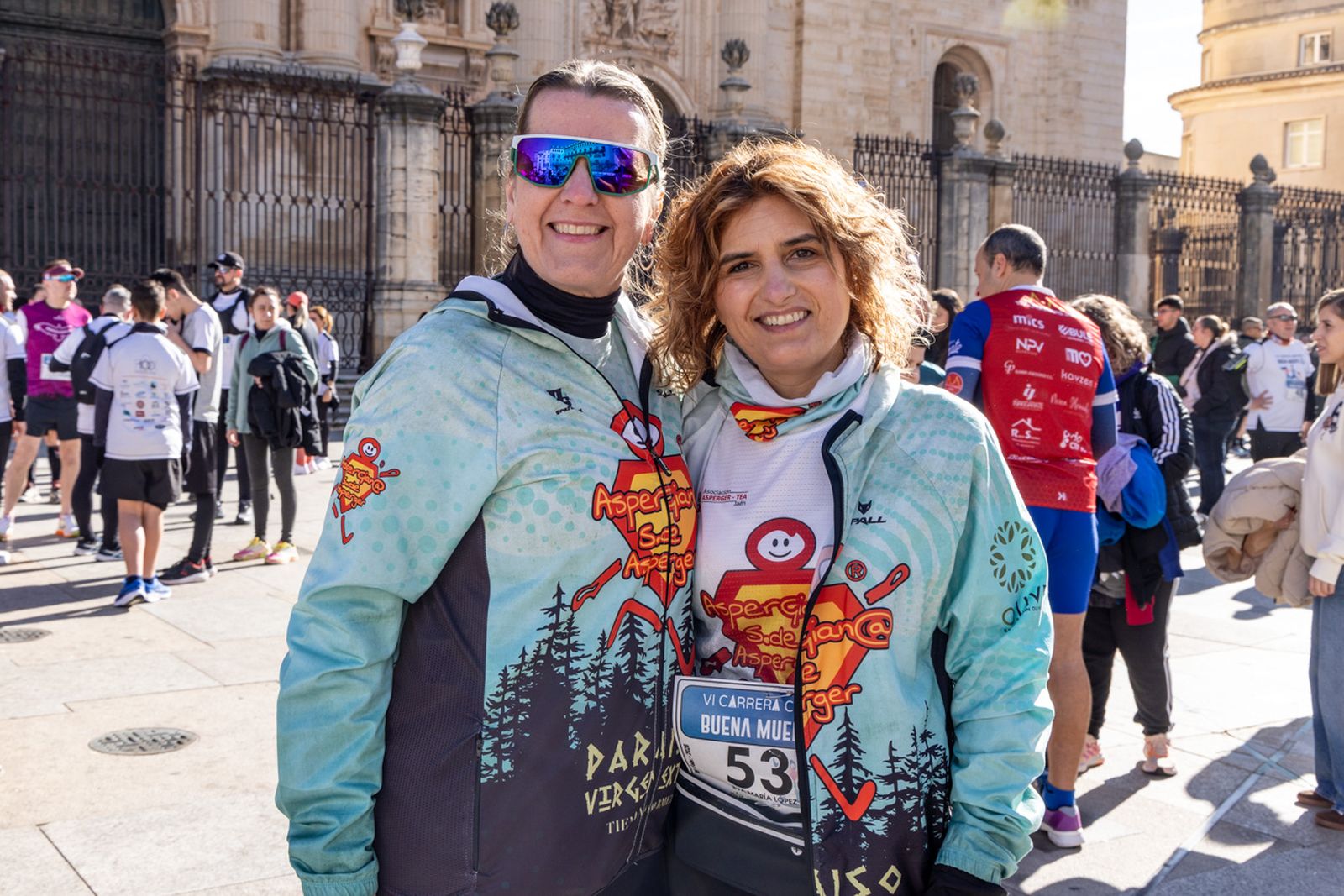 En imágenes: deporte y solidaridad se dan la mano en la VI Carrera-Caminata de la Hermandad de la Buena Muerte (1)