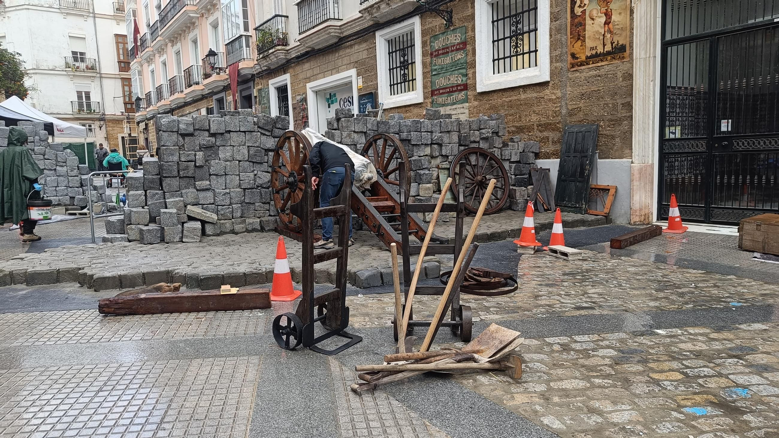 Cádiz se disfraza del París de la Comuna
