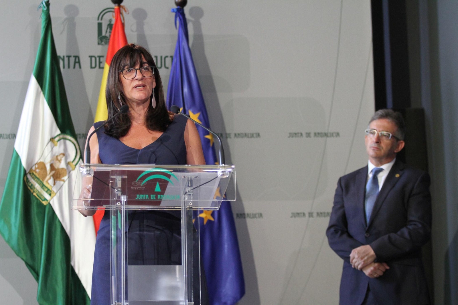 María Antonia Peña toma posesión como rectora de la Universidad de Huelva