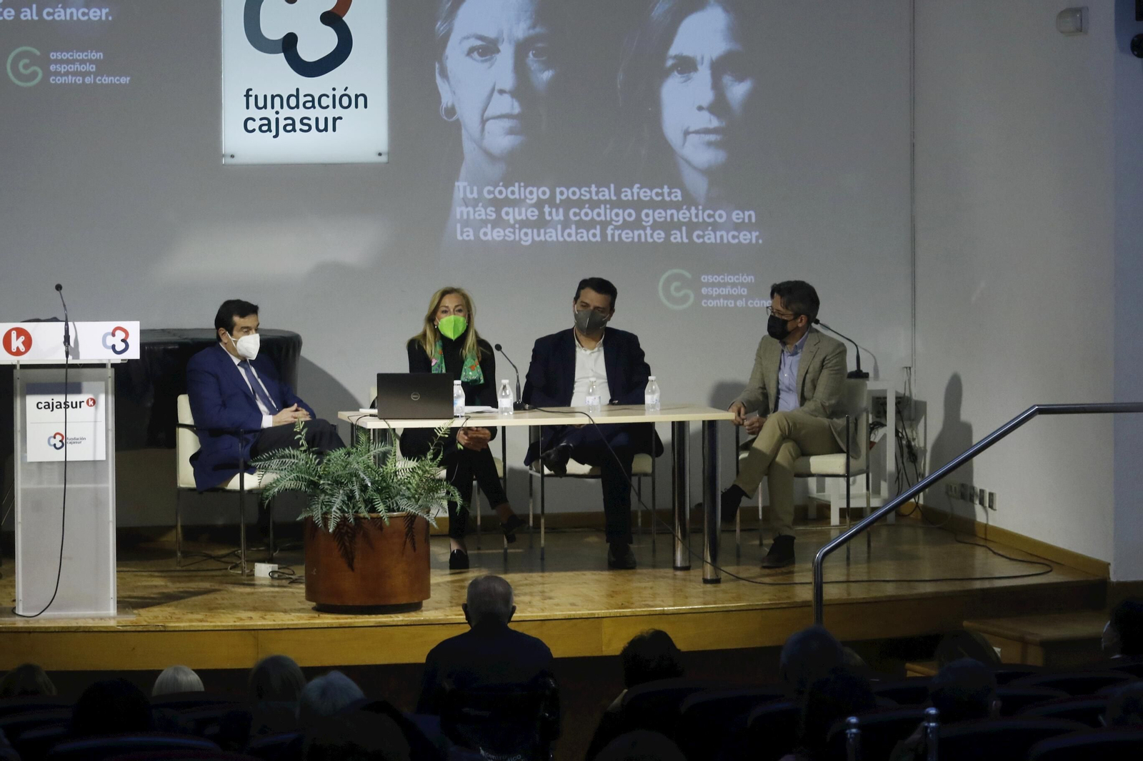 Las imágenes de la celebración del Día Mundial contra el Cáncer en Córdoba