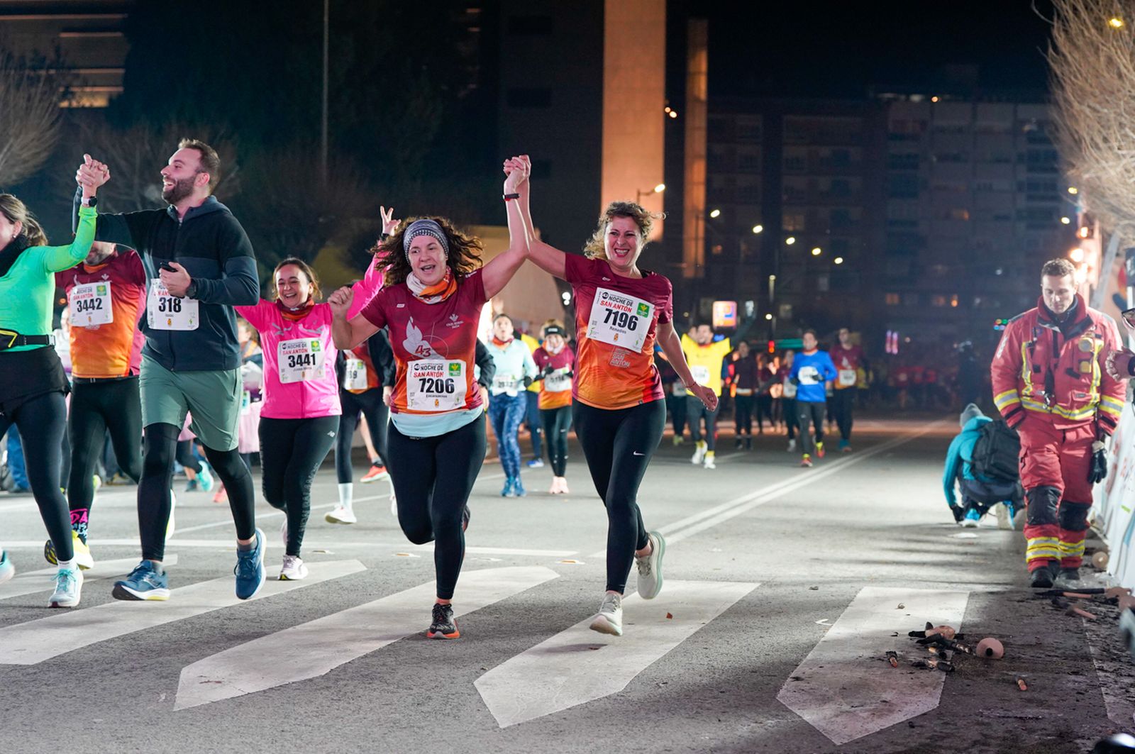 En imágenes: búscate en tu llegada a meta de la Carrera de San Antón 2026 (1)