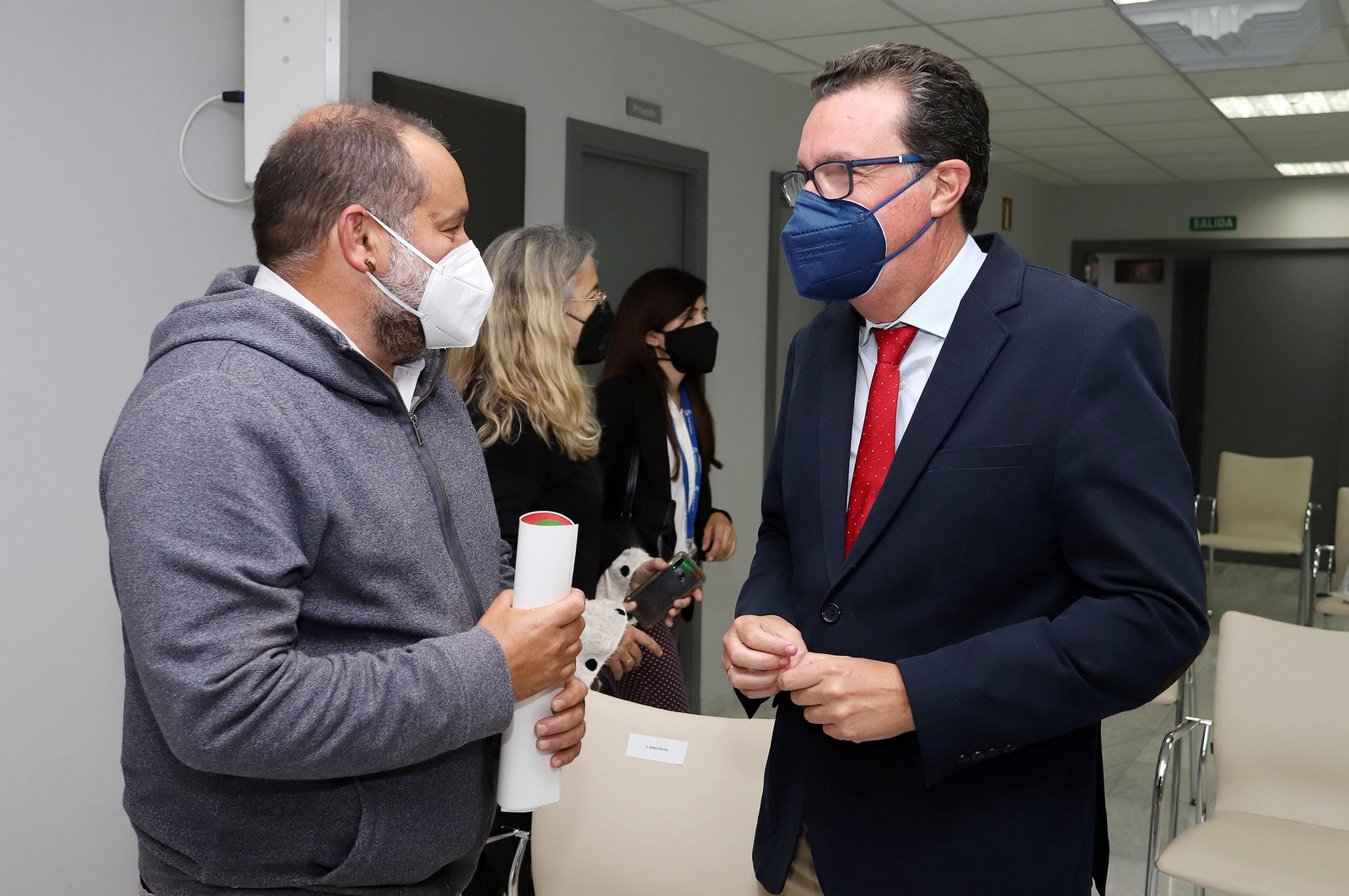 Imágenes del Foro Gerardo Rojas, con la participación de Antonio Lozano García