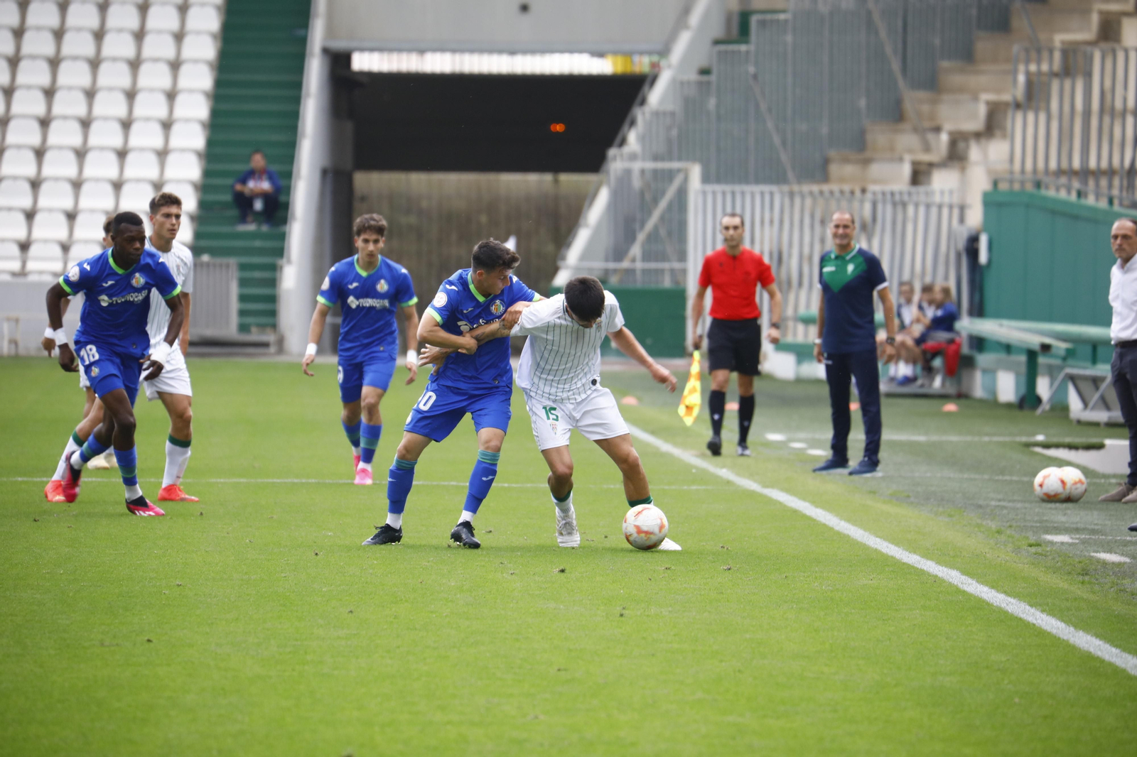 Las mejores fotos de la victoria del Córdoba B ante el Getafe B en El Arcángel