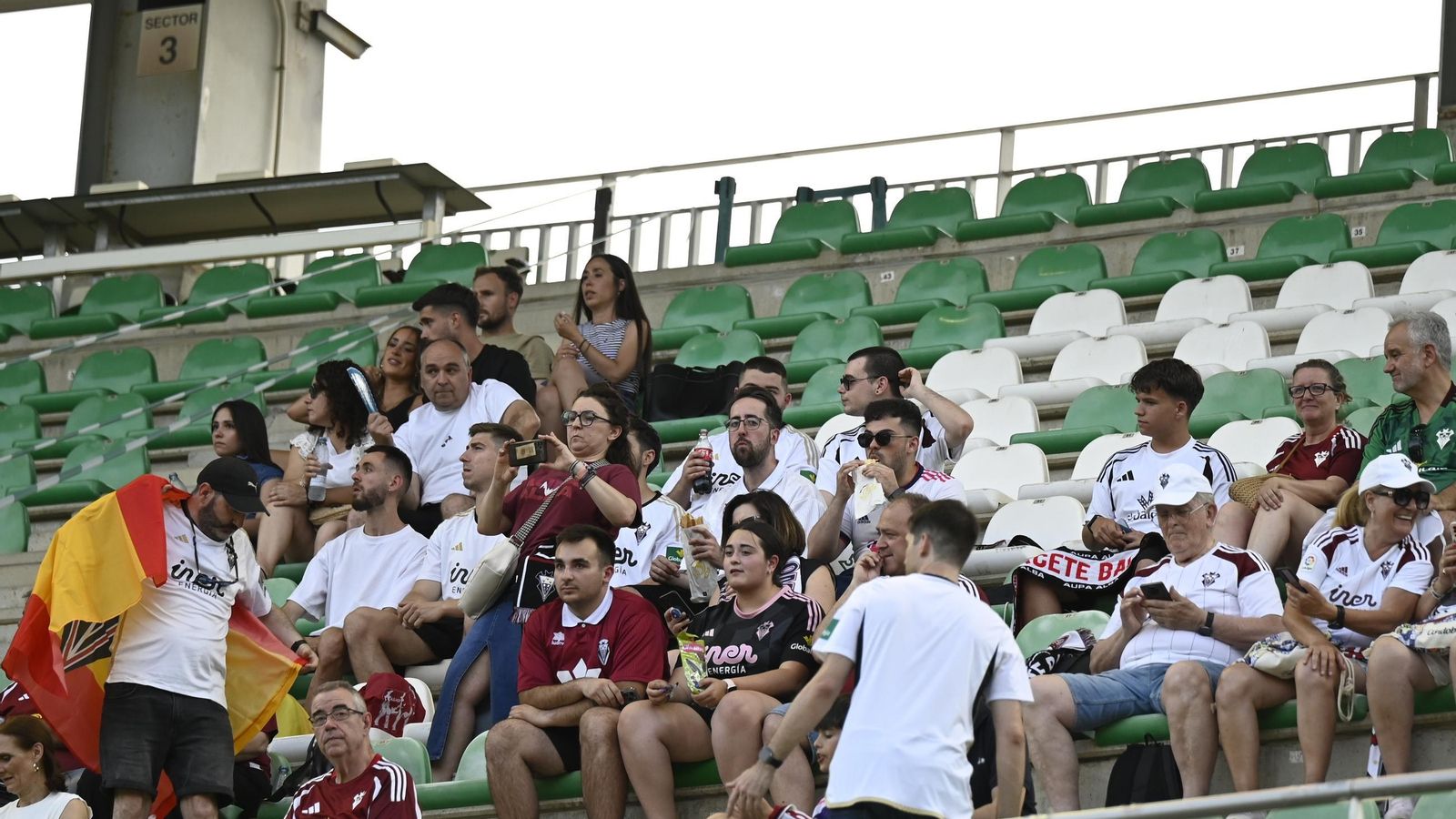 Las mejores fotos del ambiente en El Arcángel para el Córdoba CF - Albacete