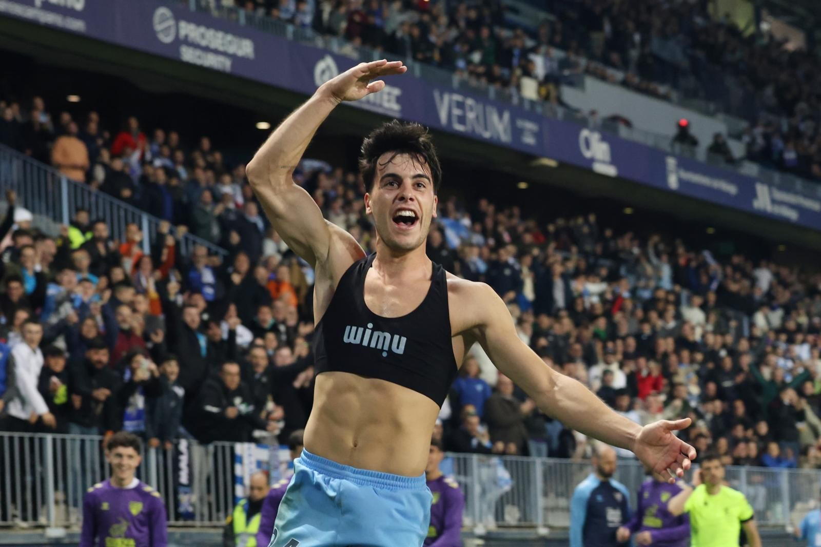 La fiesta del VAR arruina una goleada gigante del Málaga CF