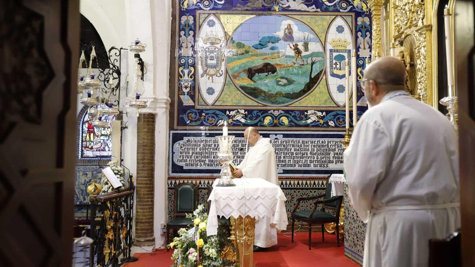 La misa que se ha celebrado para inaugurar el curso cofrade.