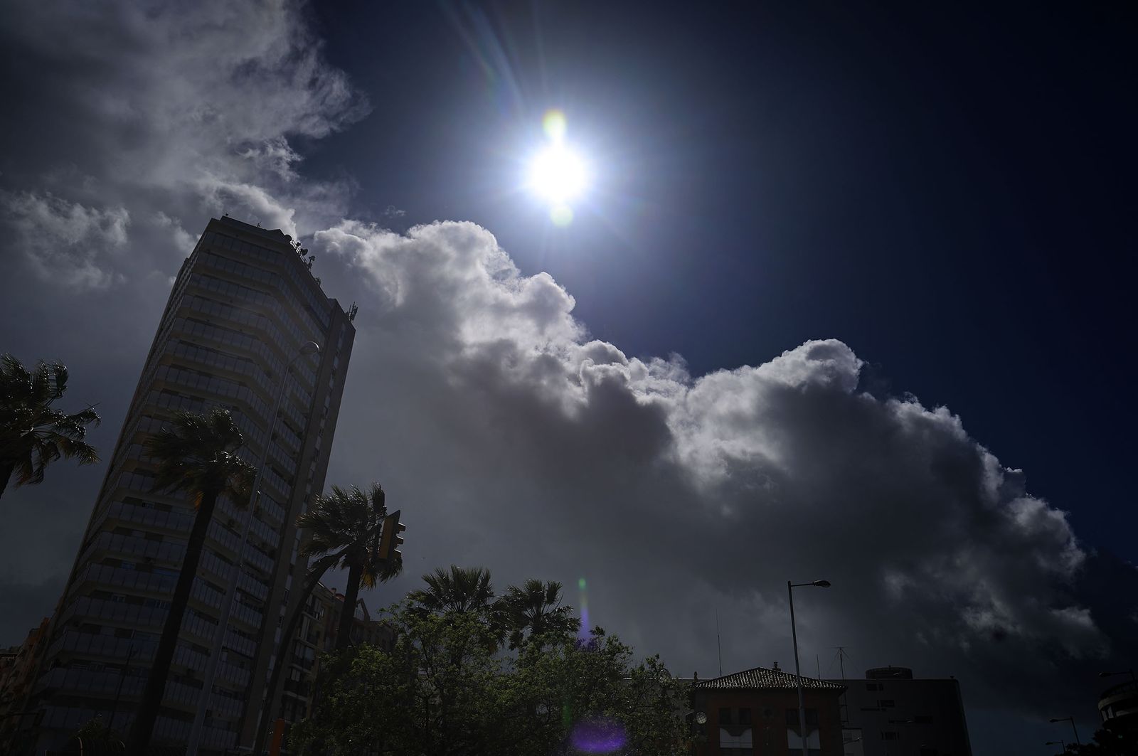 Imágenes del viernes 2 de mayo en Huelva