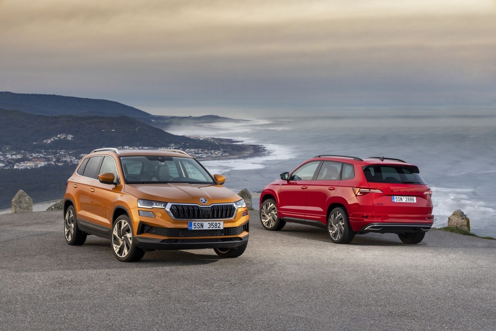Skoda renueva su SUV de tamaño compacto, el Karoq, ahora desde 28.200 euros