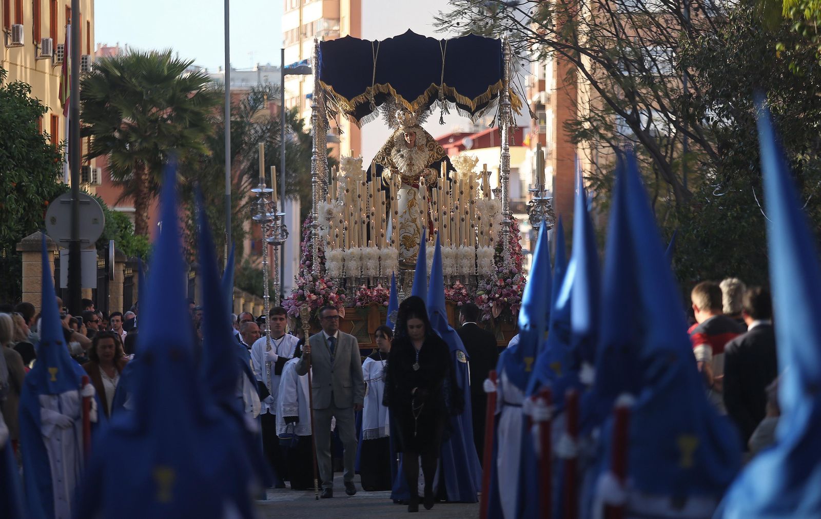 Fotos del Domingo de Ramos en Algeciras: Borriquita y Oración en el Huerto