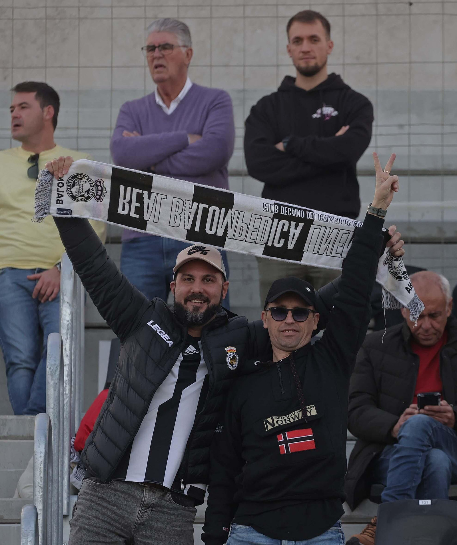 Búscate en el Ciudad de La Línea durante el Balona - La Unión