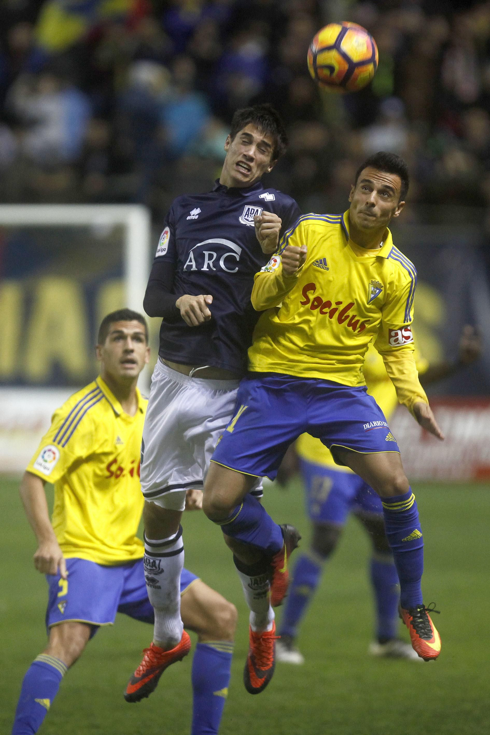 Goleada del Cádiz en el Carranza